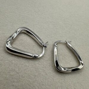 Stylish Silver Geometric Hoop Earrings